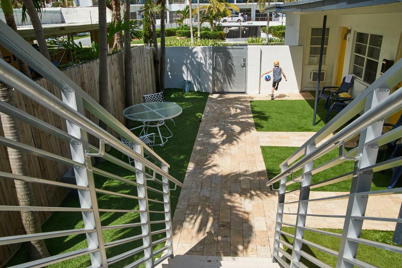 Lambert Family Beach Apartments - Unit 1 フォート・ローダーデール エクステリア 写真