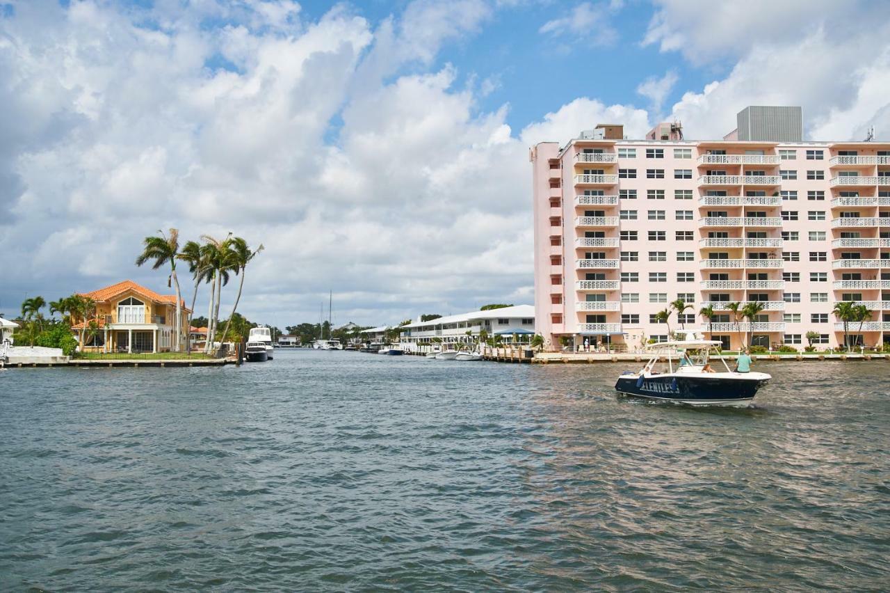 Lambert Family Beach Apartments - Unit 1 フォート・ローダーデール エクステリア 写真